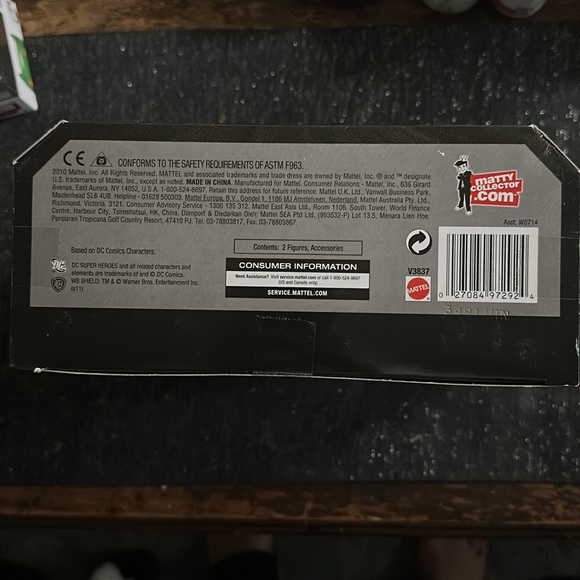 Mad Love Harley Quinn & Joker Figure 2 Pack - Picture 3 of 3